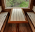 Zweifarbiger Holztisch  + 350,00 Eur 